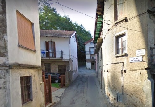 Borgomanero – Senso unico alternato in via Salita Colombaro
