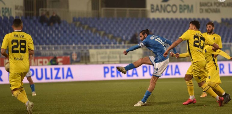 Il Novara cade ancora: il Renate rimonta e vince 2 a 1