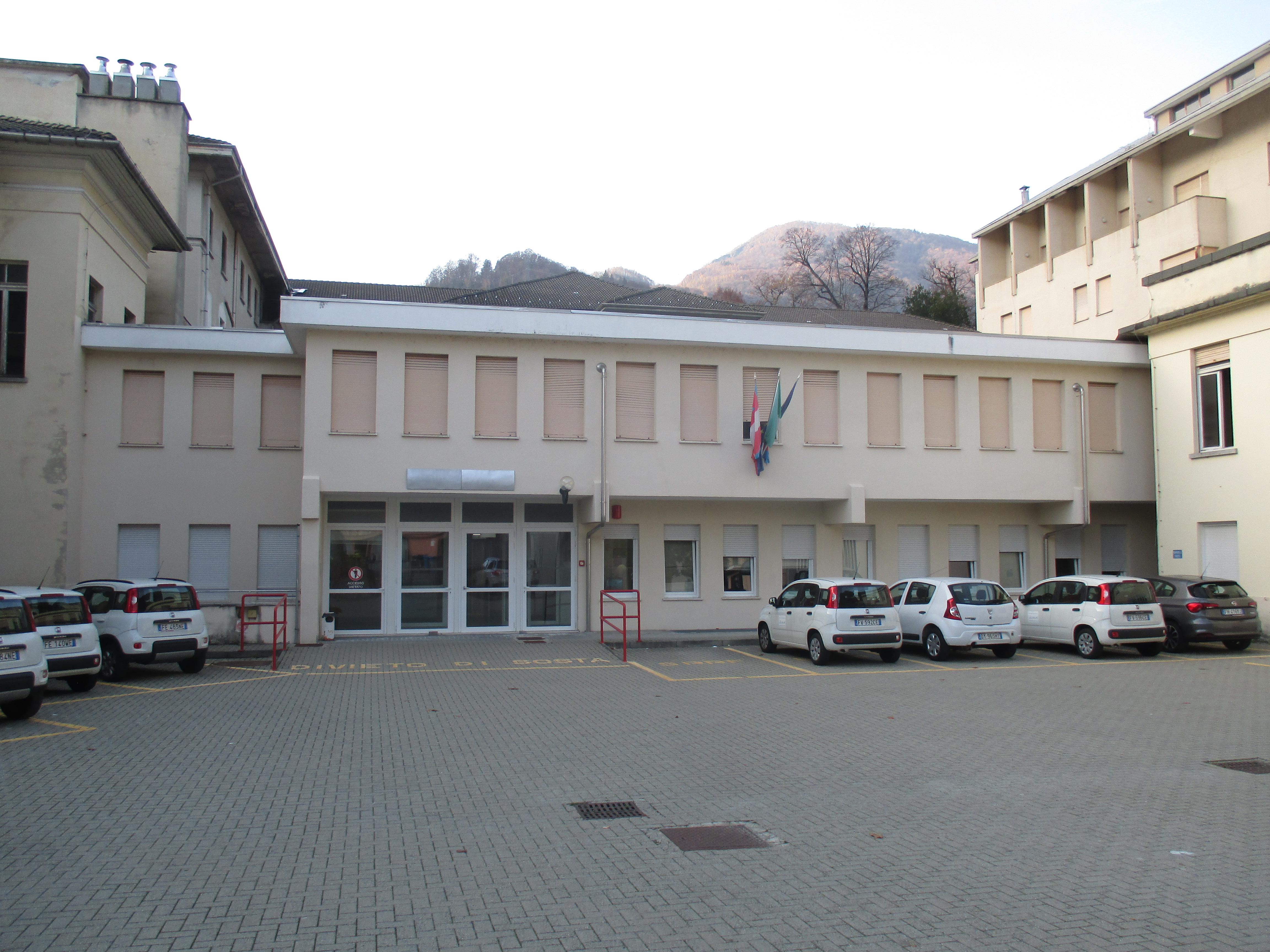 Varallo, il virus non si ferma. Si cercano di attutire le conseguenze economiche del Dpcm