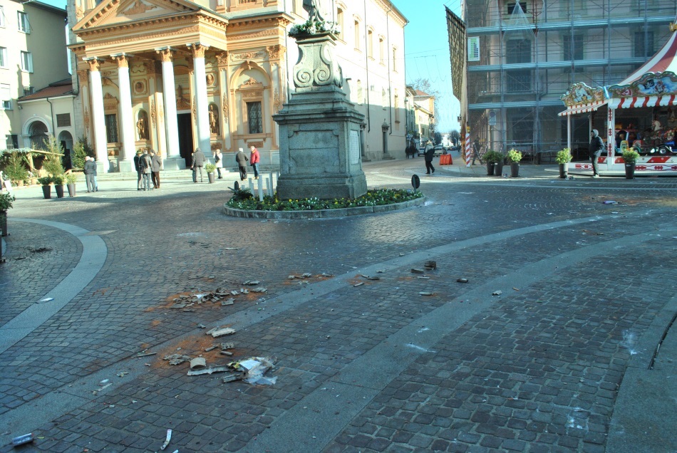 Borgomanero ordinanza contri i botti da Natale a Capodanno