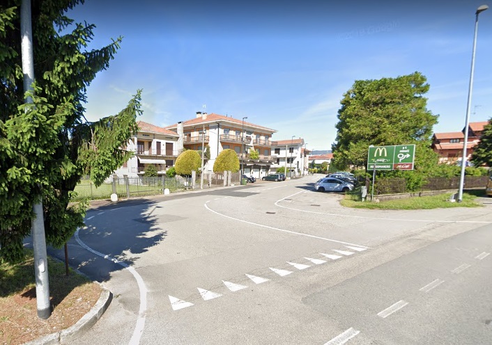 Coraggioso gesto di un fontanetese di fronte a cani agressivi