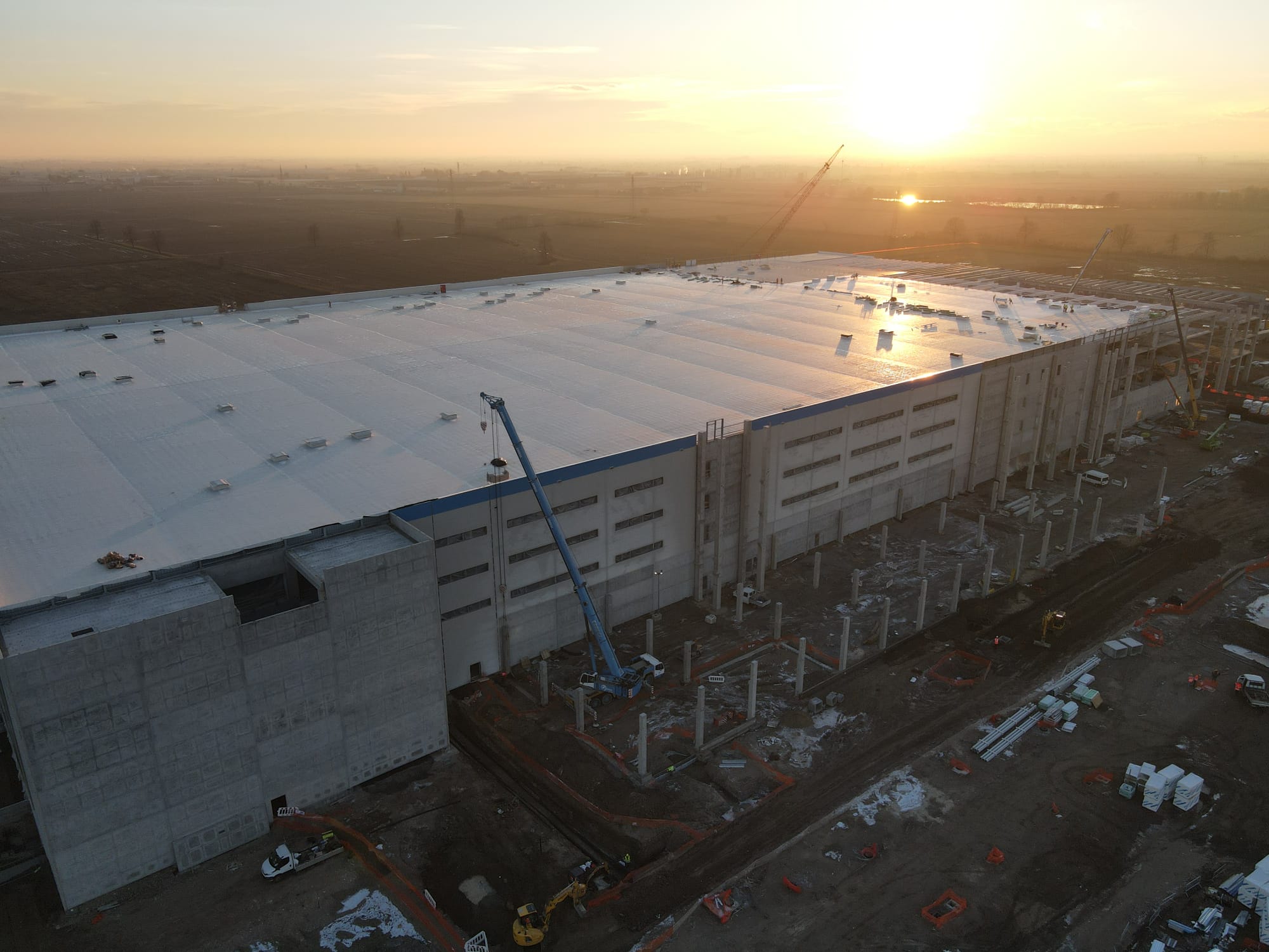 Magazzino Amazon a Novara