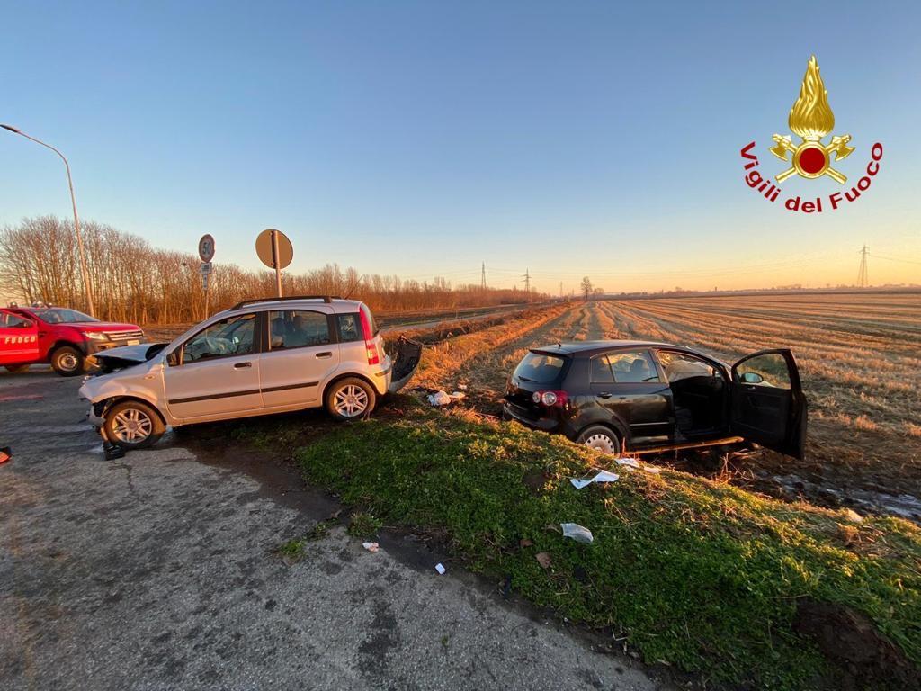 Trecate: incidente con il coinvolgimento di due veicoli