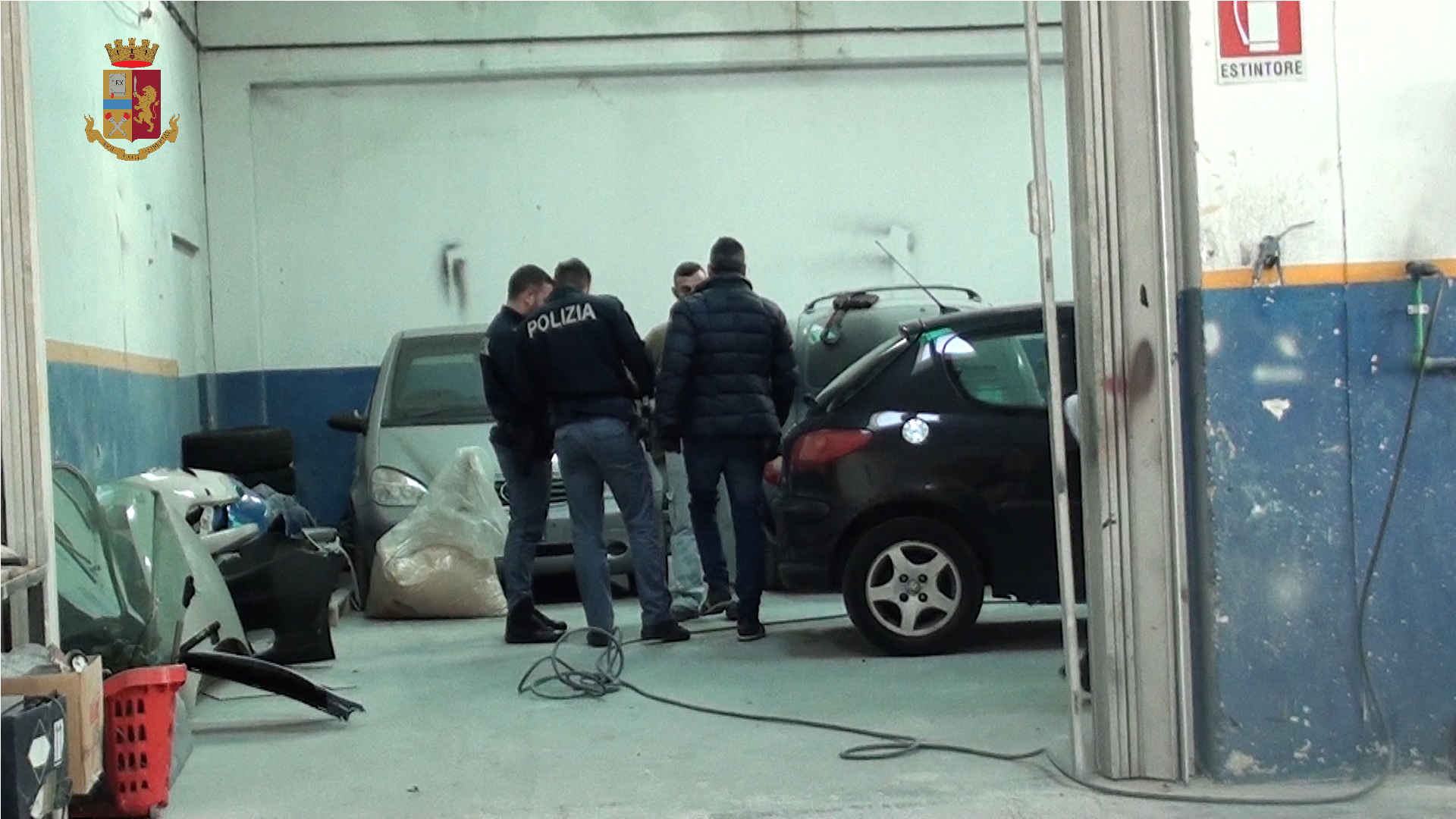 Truffa alle assicurazioni. Rinviata a giudizio famiglia di Trecate