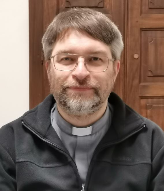 Enrico Marcioni, parroco di Grignasco: comunità e responsabilità per una società migliore