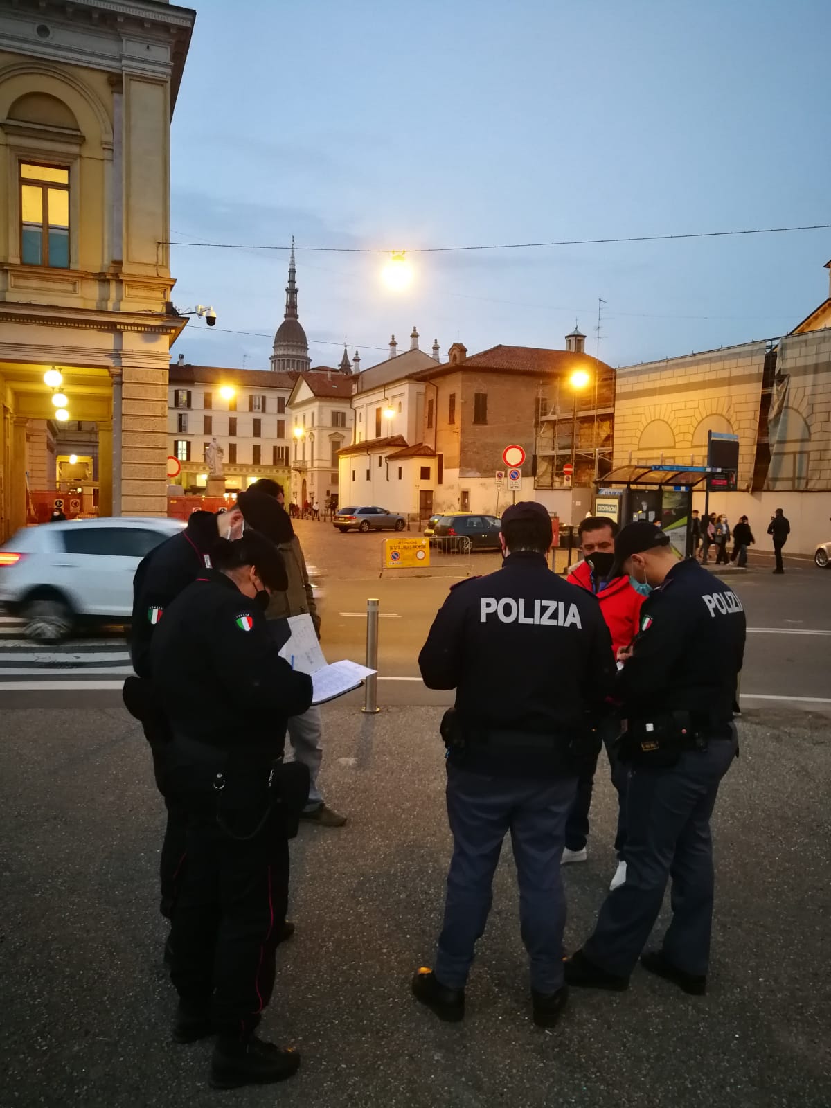 Controlli potenziati in centro con Polizia di Stato, Carabinieri e Polizia Locale