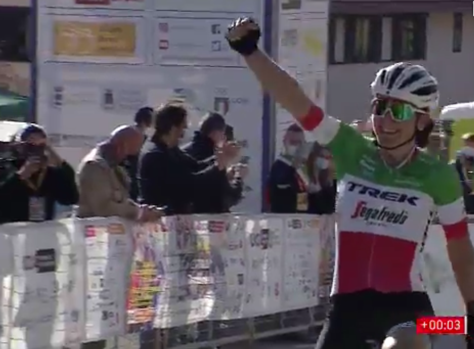 Elisa Longo Borghini trionfa al trofeo Binda con la maglia tricolore