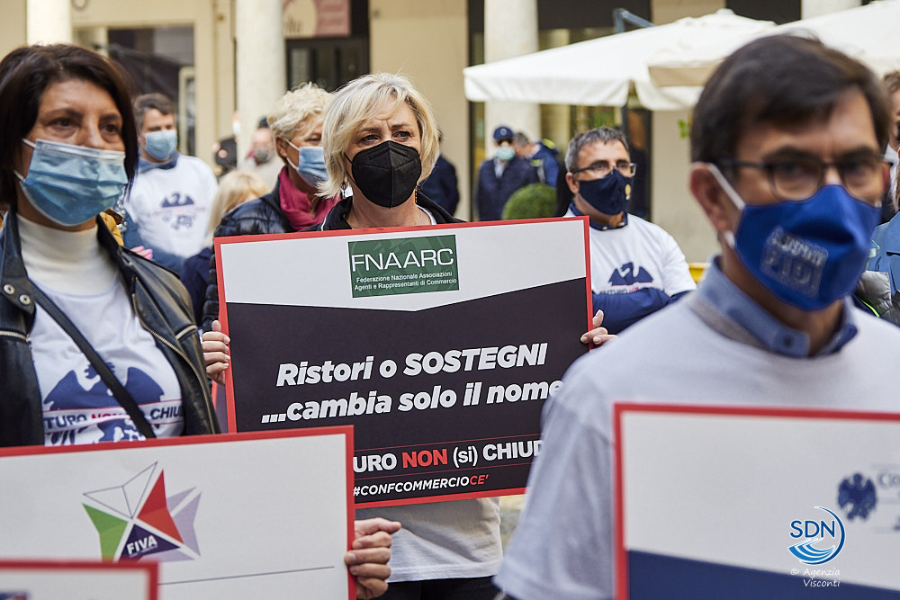 Commercianti in piazza