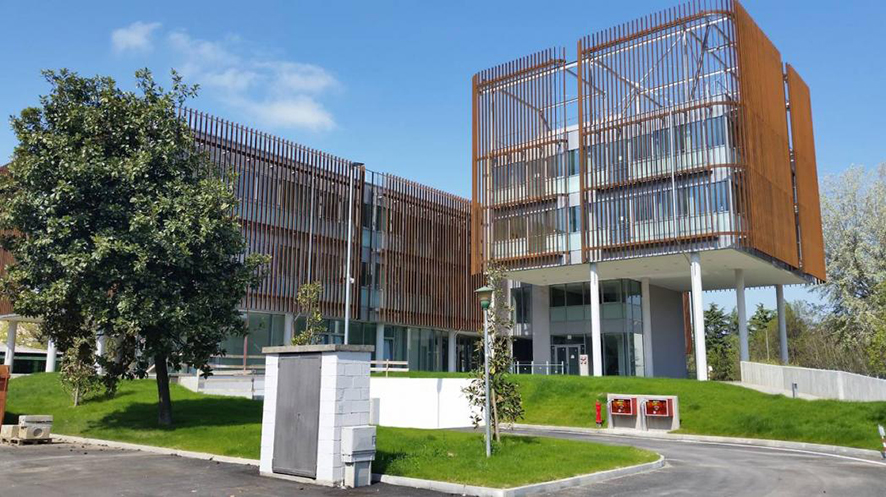 Vaccinazioni a Novara: due hub per superare quota 3000 al giorno