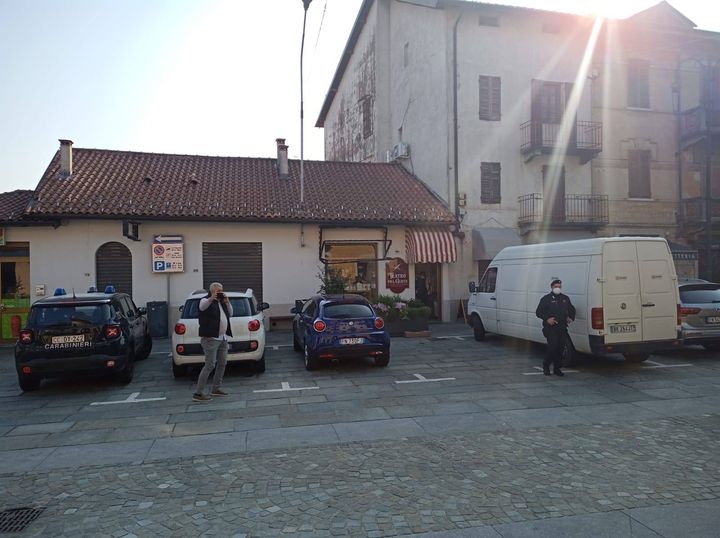 Gozzano: attentato incendiario in Piazza Matteotti