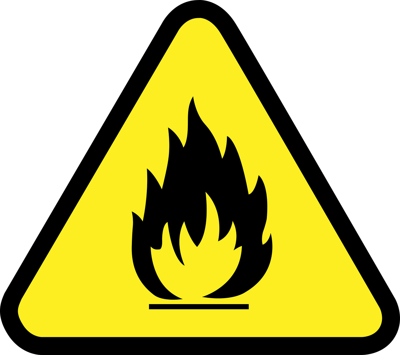 Incendio a Novara in un’abitazione di via Ponchielli, gli agenti salvano un bimbo di 5 anni