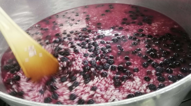 Il risotto mirtilli e speck