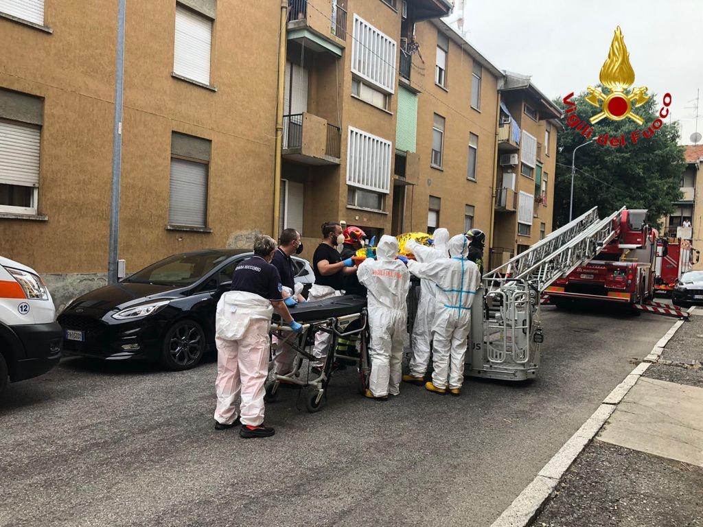 Soccorso persona in via Asiago domenica mattina