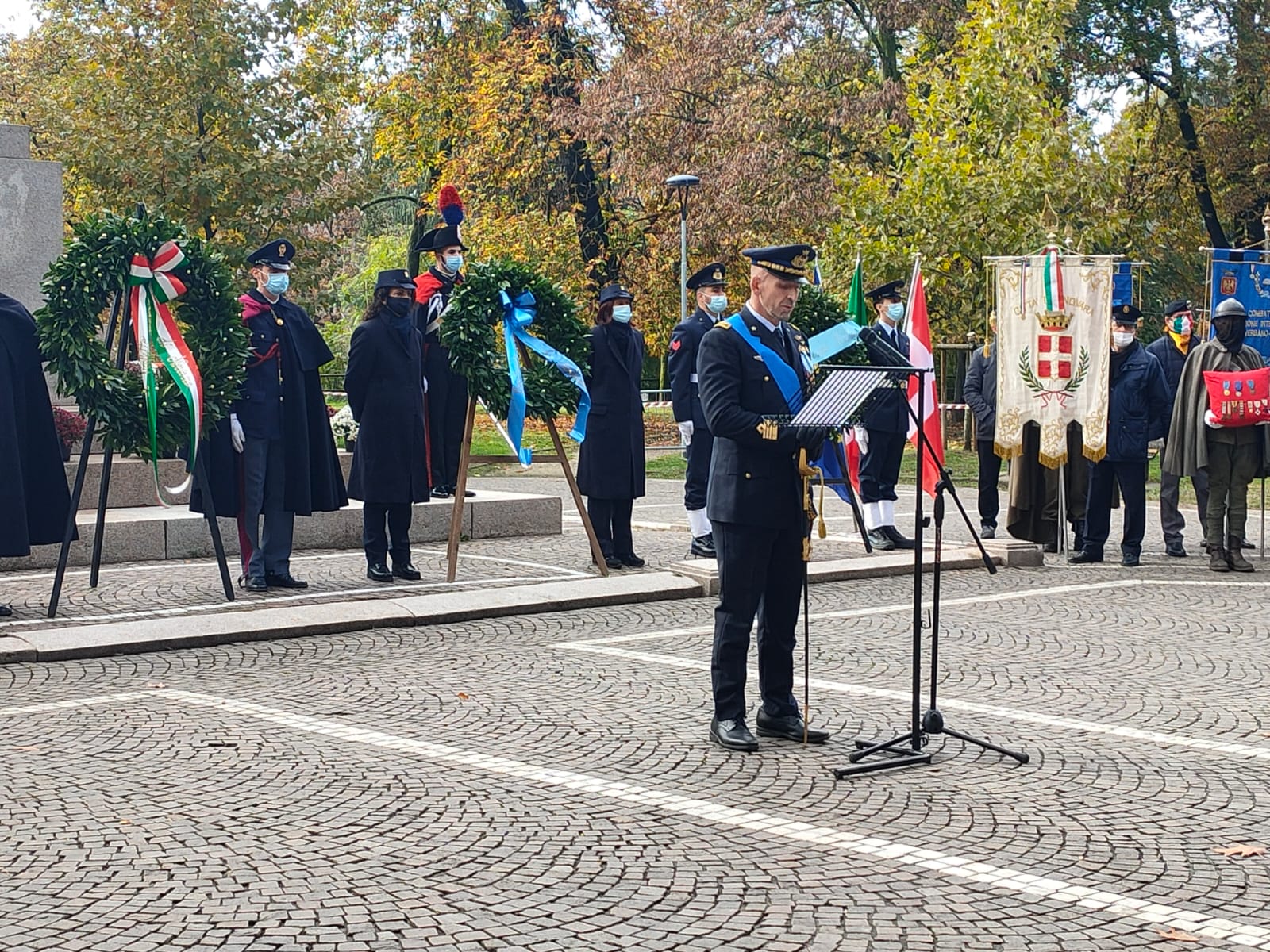 Celebrazione del IV Novembre sull’Allea e Museo Rossini e Cupola illuminati di Tricolore