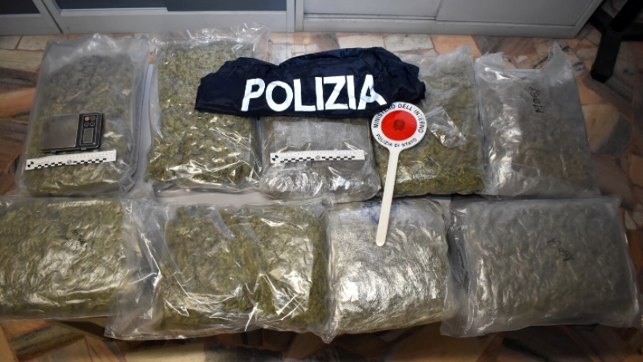 Tre arresti e 14 chili di droga sequestrati in un mese da parte della Polizia di Stato di Novara