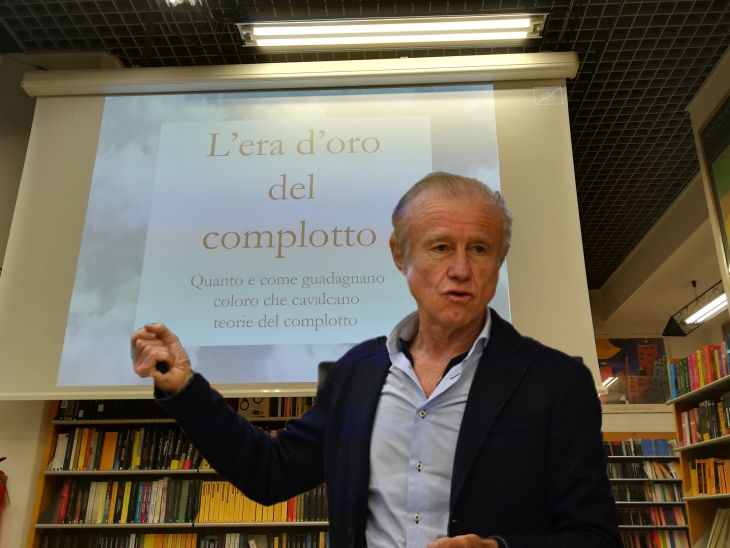 Borgomanero Sabato alla Marazza: “Siamo tutti complottisti?”