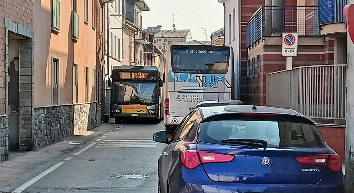 Lumellogno: i problemi di via Pier Lombardo sono la velocità e gli ingorghi