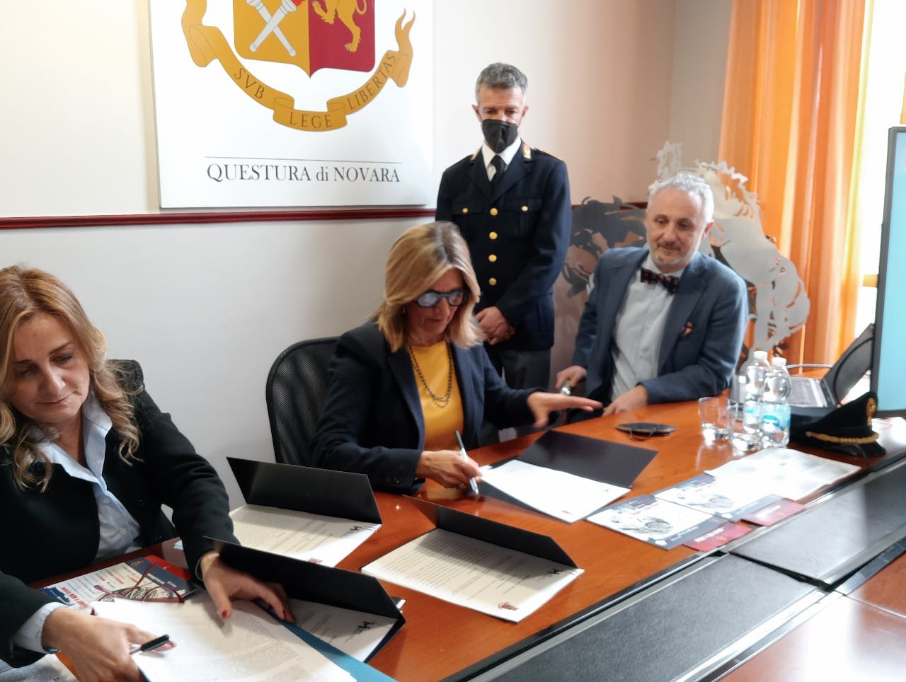 A Novara siglato il protocollo Zeus contro la violenza di genere