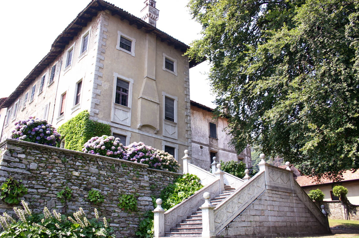 Massino Visconti, venduto il castello visconteo simbolo del territorio