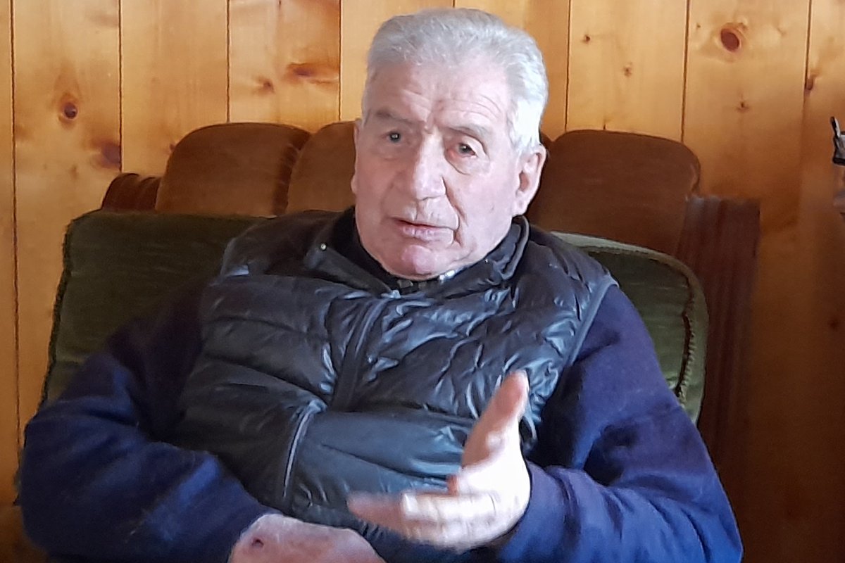 Intervista a don Carlo Elgo, prete “sempre con gli scarponi ai piedi”