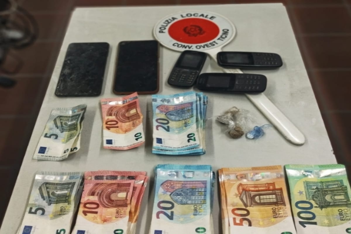 Trecate: nascondevano droga negli indumenti intimi, denunciati dalla Polizia locale