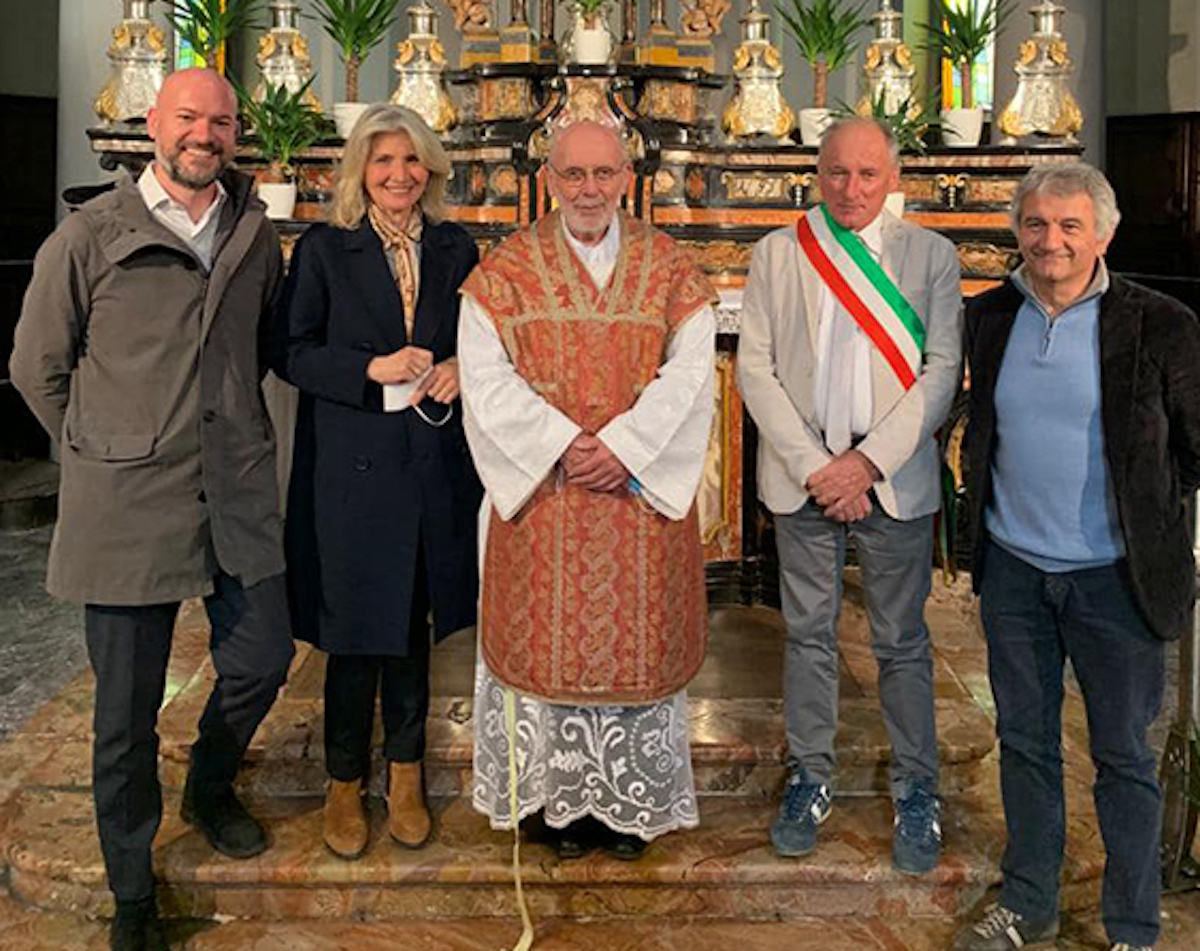 Bassa Sesia, il grazie ai parroci don Elio e don Italo e il benvenuto a don Manuel