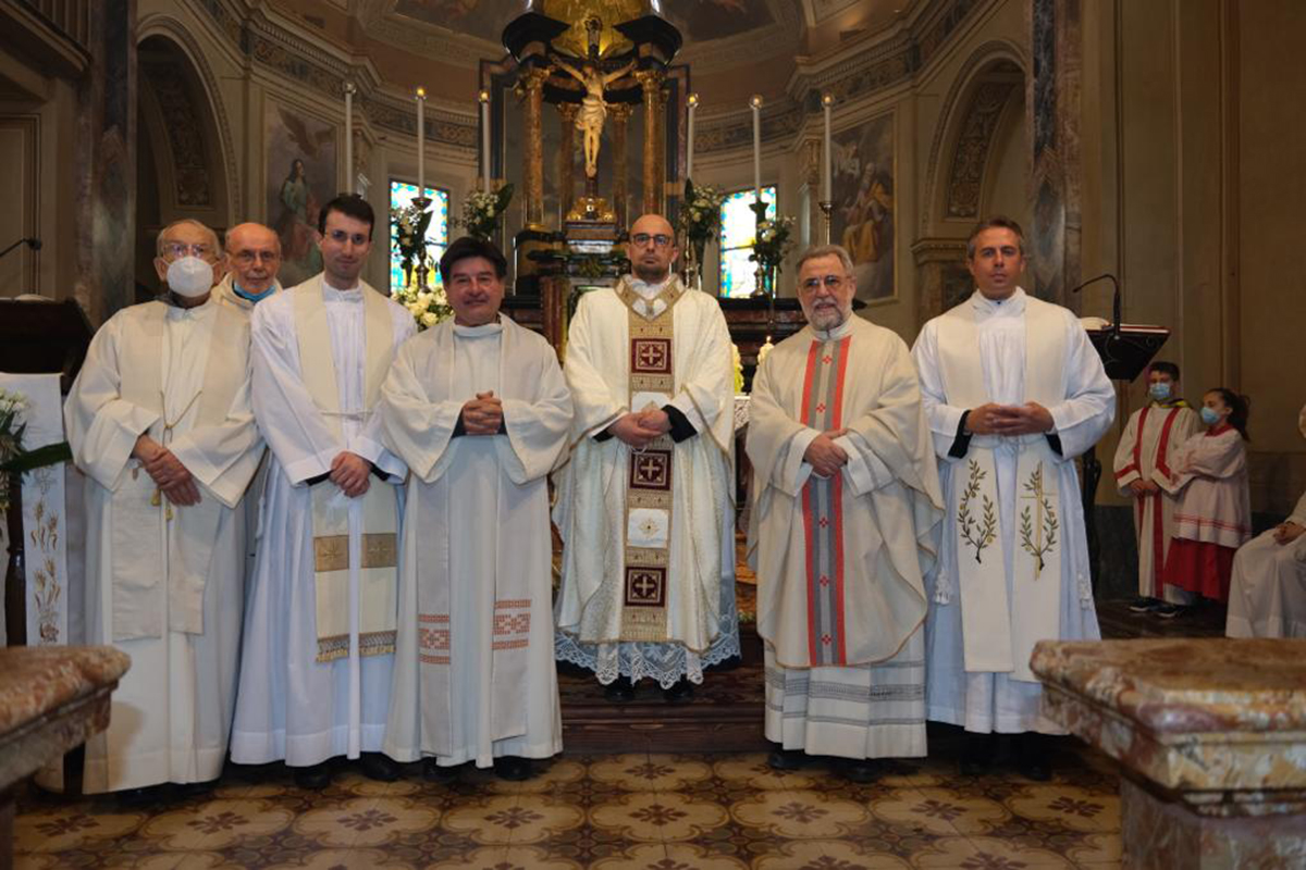 Fara Novarese: don Manuel Spadaccini si è insediato in parrocchia