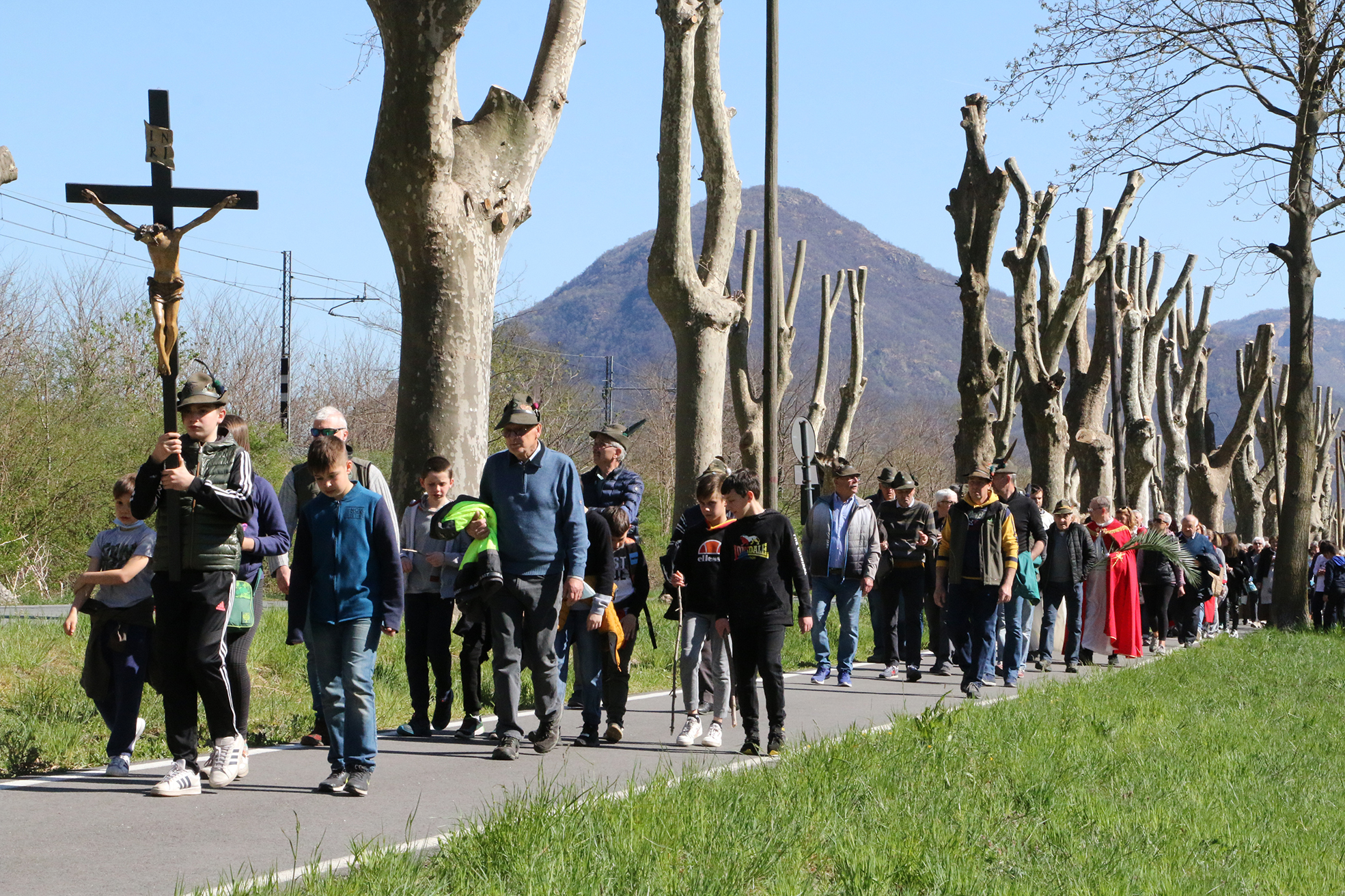 Da Novara all’Ossola, risuona nelle comunità cristiane l’augurio di Pasqua