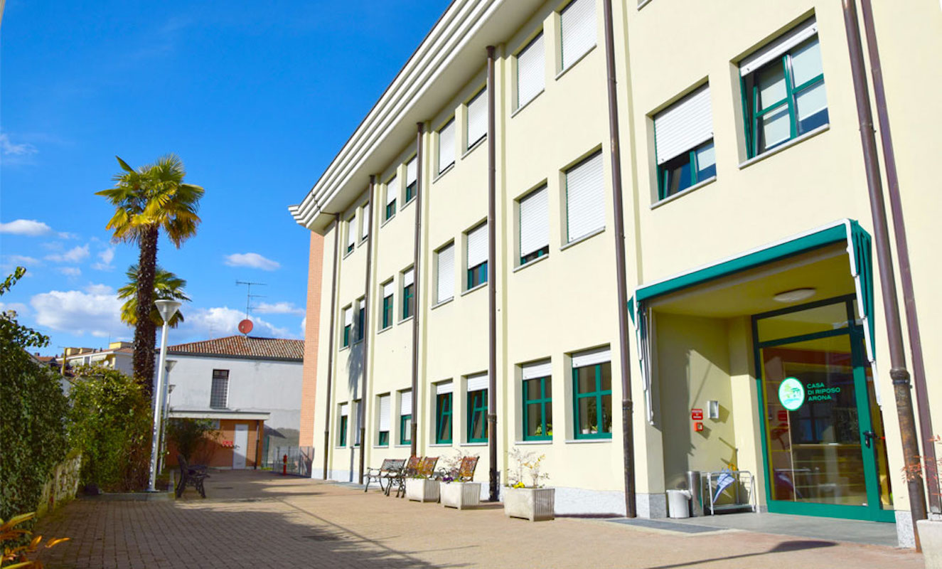 Casa di riposo ad Arona, critiche alle modalità di gestione