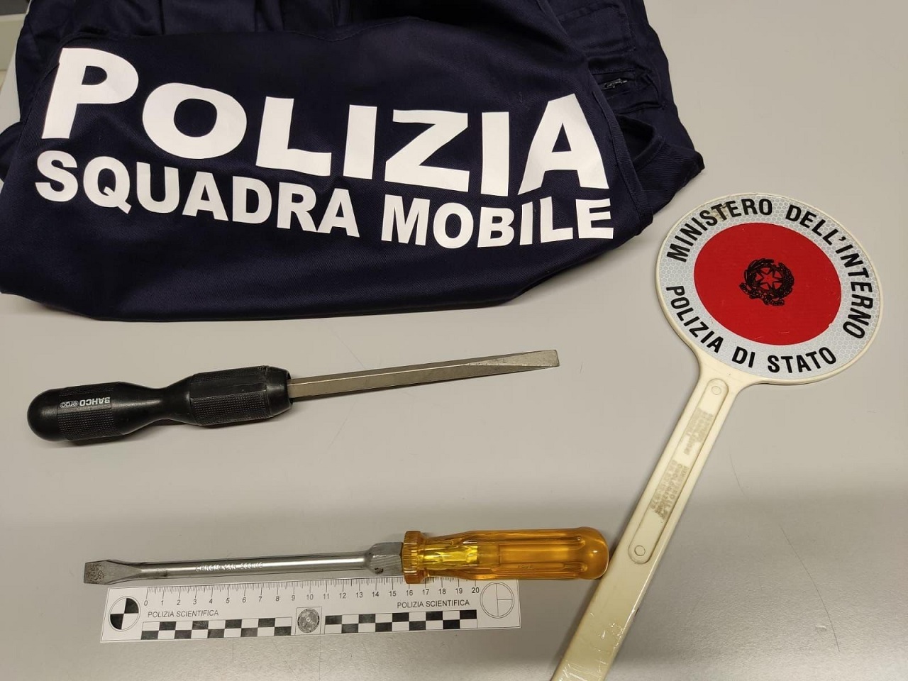 Ricercata per una serie di furti in appartamento: arrestata dalla Polizia di Stato