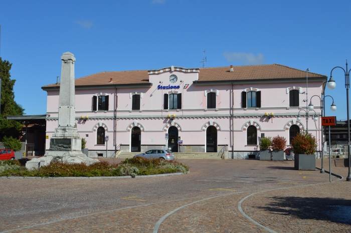 Borgomanero Riaperto il parcheggio alla stazione