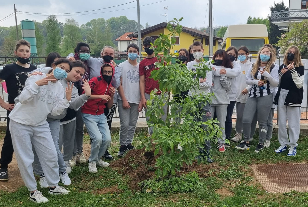 Boca, i ragazzi al lavoro per la Giornata della Terra