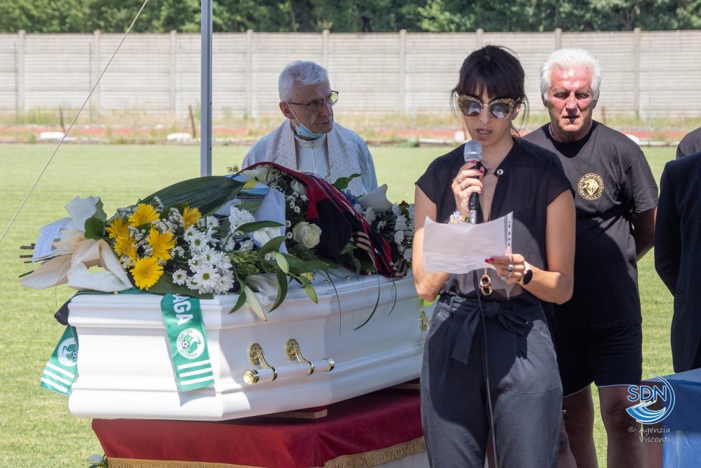 I funerali di Leo Balzaretti a Bellinzago Novarese: adesso gioca nella squadra degli angeli