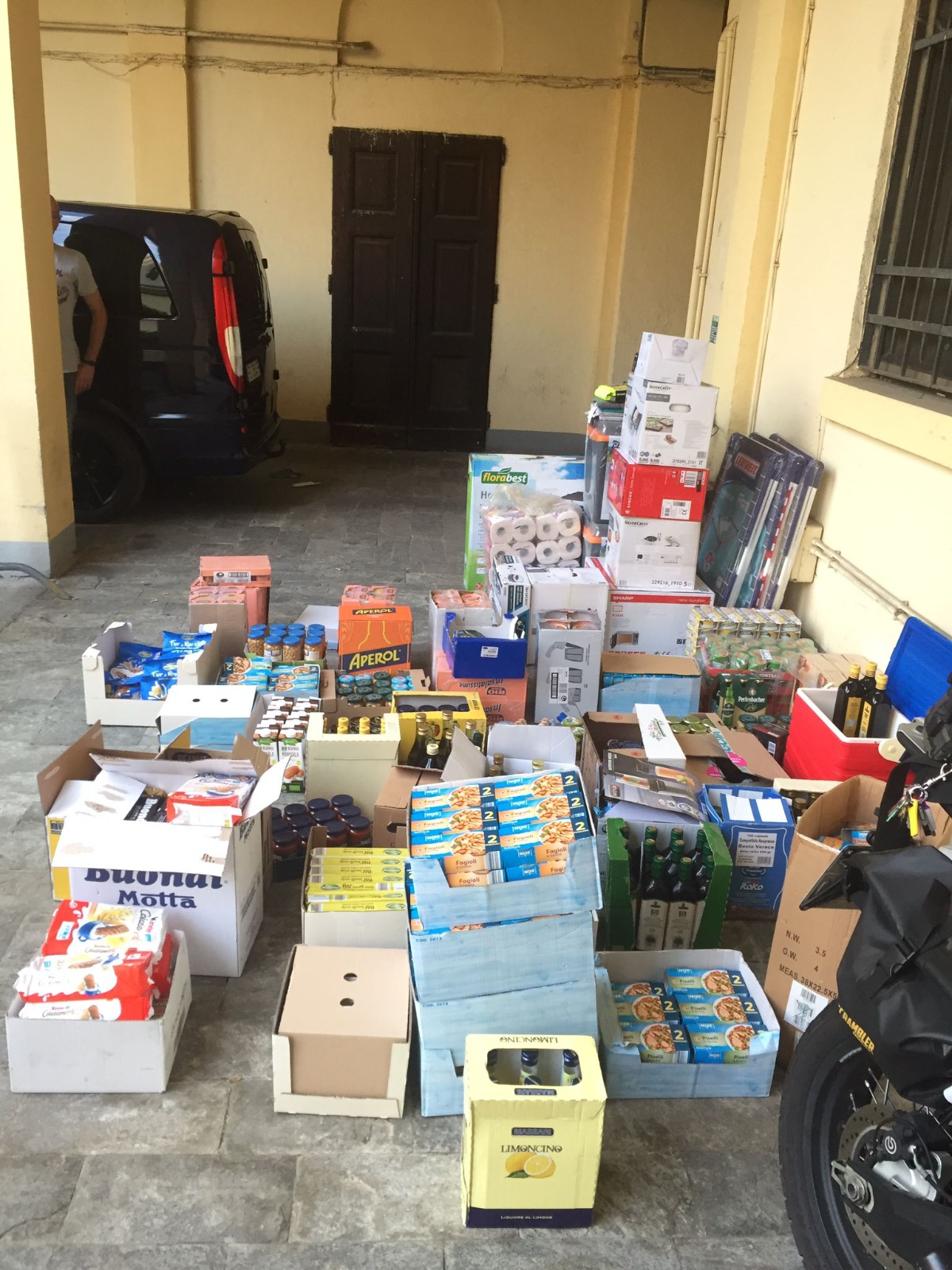 Novara: 55enne in manette per una serie di furti a un deposito merci di Biandrate