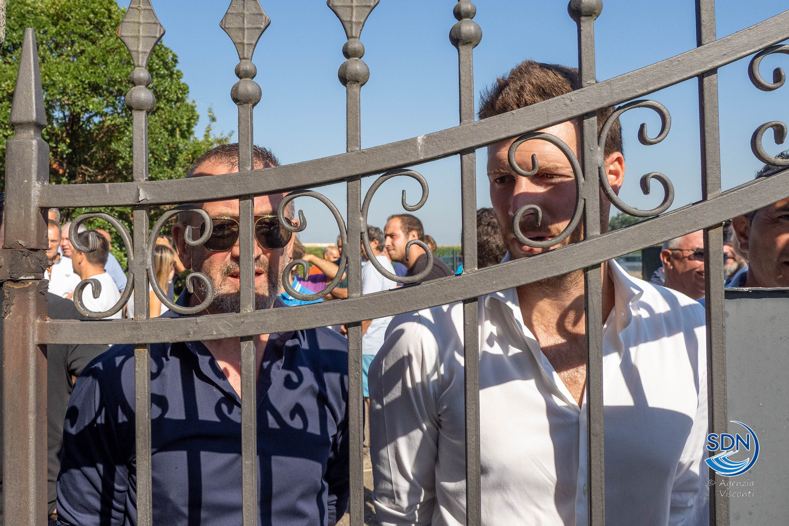 Non c'è più acqua: la protesta degli agricoltori novaresi a Novarello
