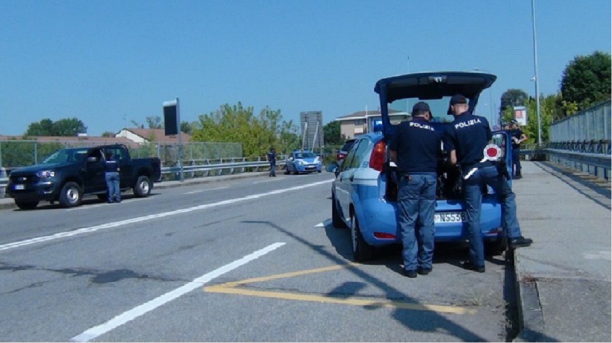 Controllate 80 persone da Polizia di Stato e Polizia locale in centro e periferia