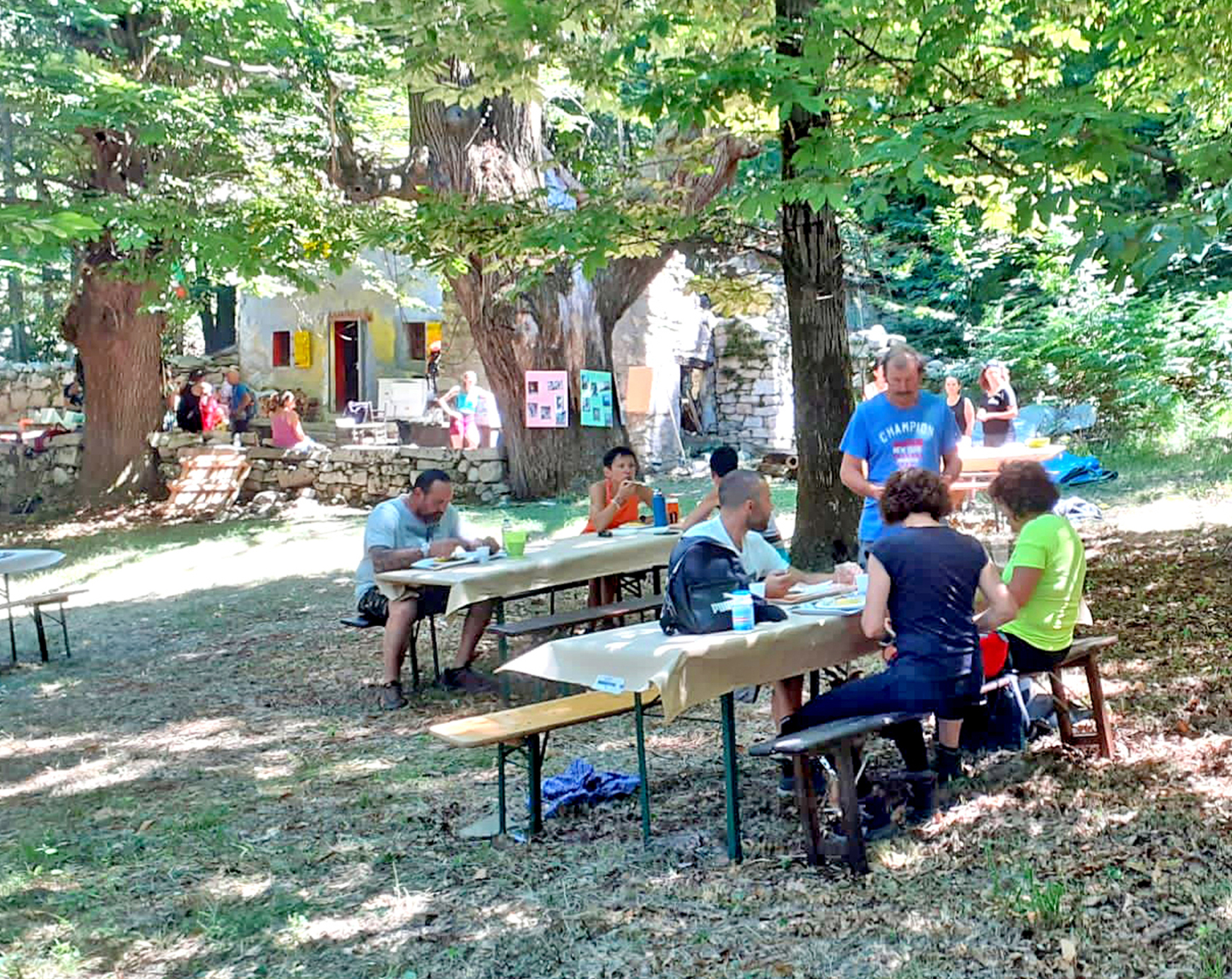 Alpe Natale, un alpeggio abbandonato diventa area pic-nic