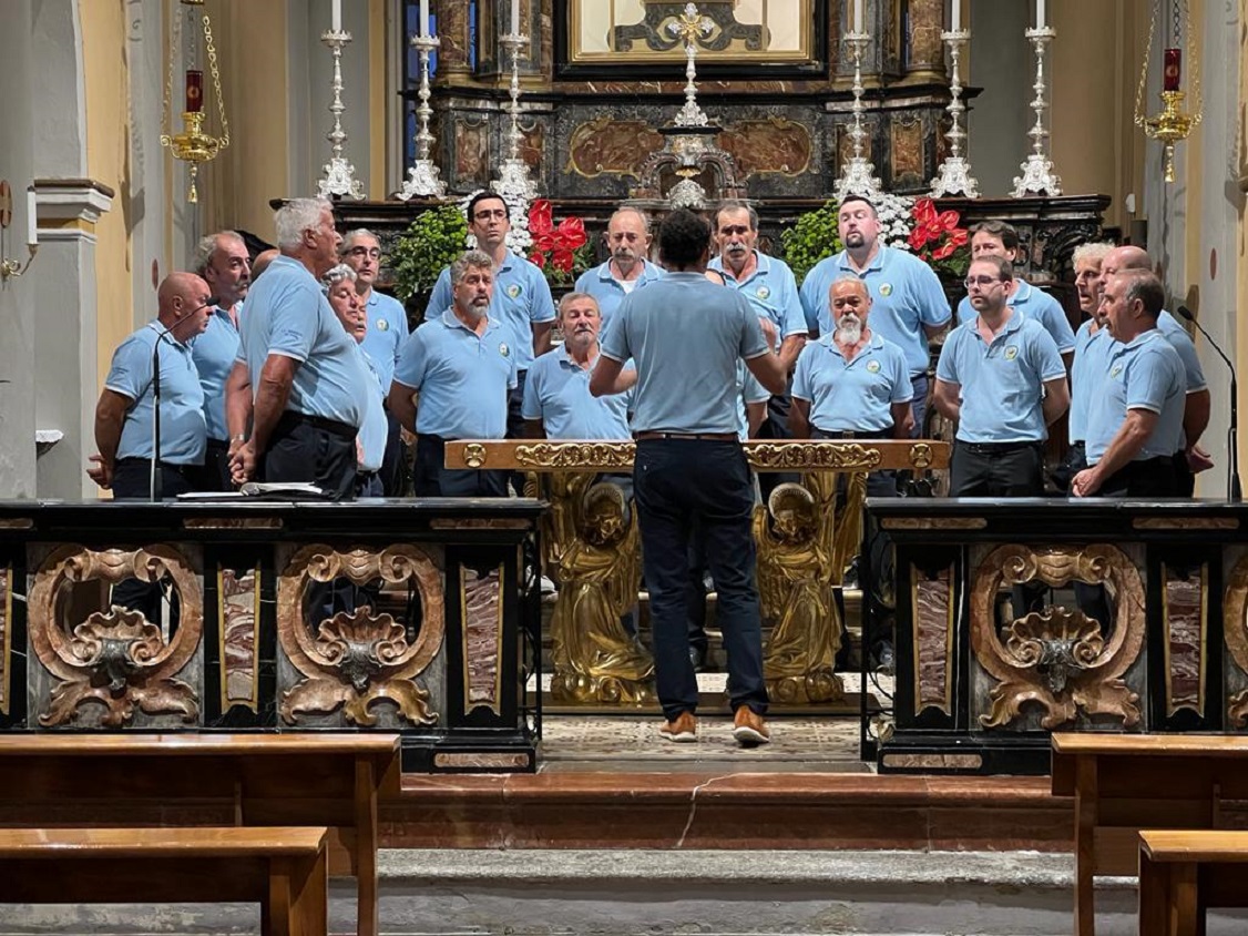 Massino Visconti in festa con gli Alpini per il 90° compleanno del gruppo