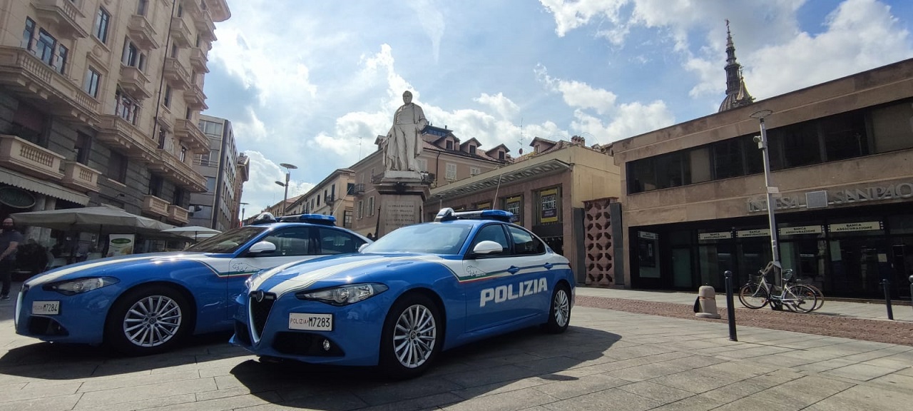 Viola il divieto di avvicinamento: arrestato dalla Polizia