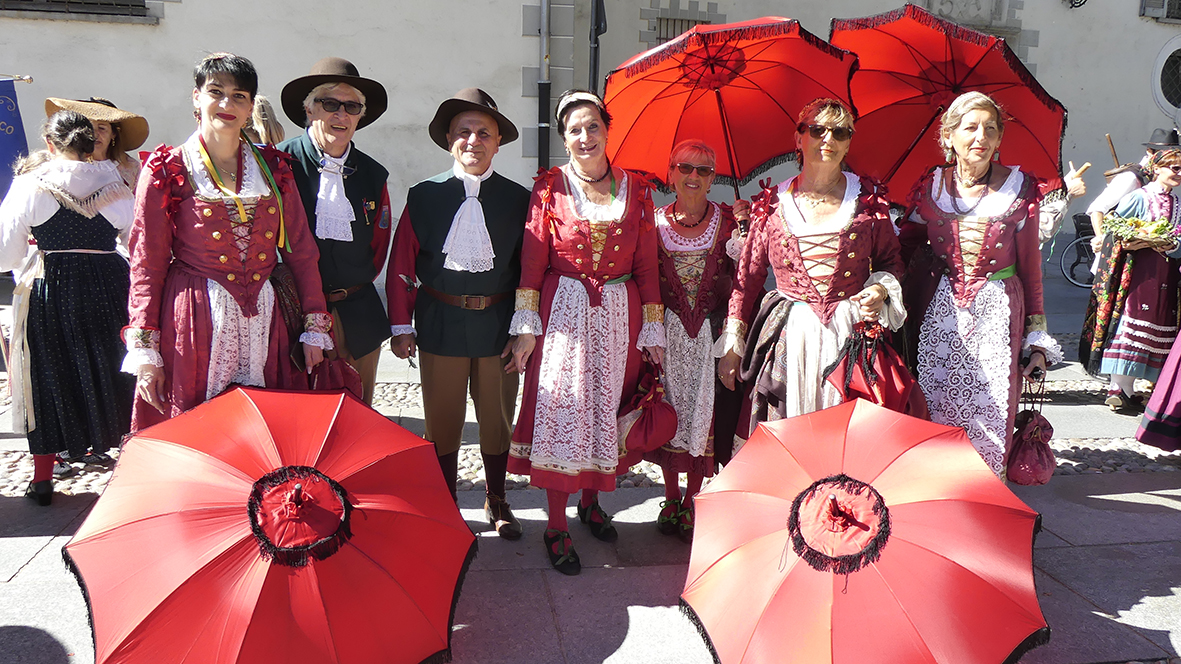 Folkermesse, per le vie di Varallo costumi e tradizioni della Valsesia