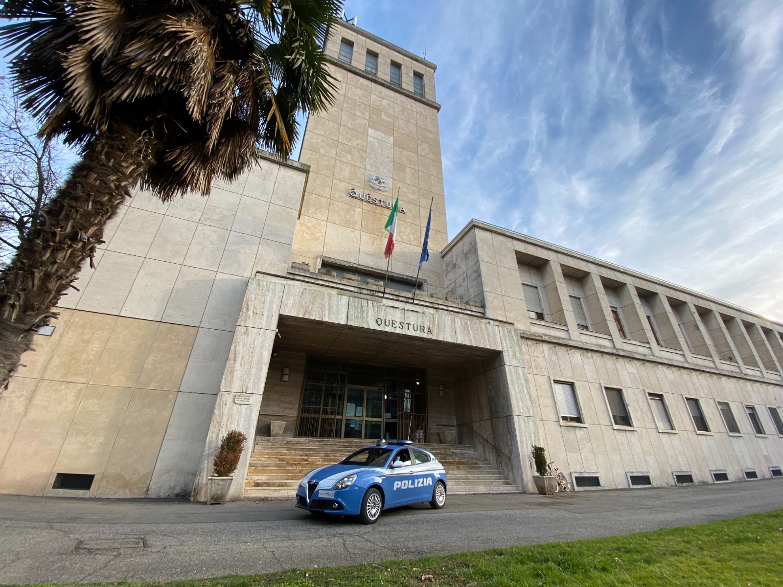 Aperture straordinarie a dicembre per l’ufficio passaporti della Questura di Novara
