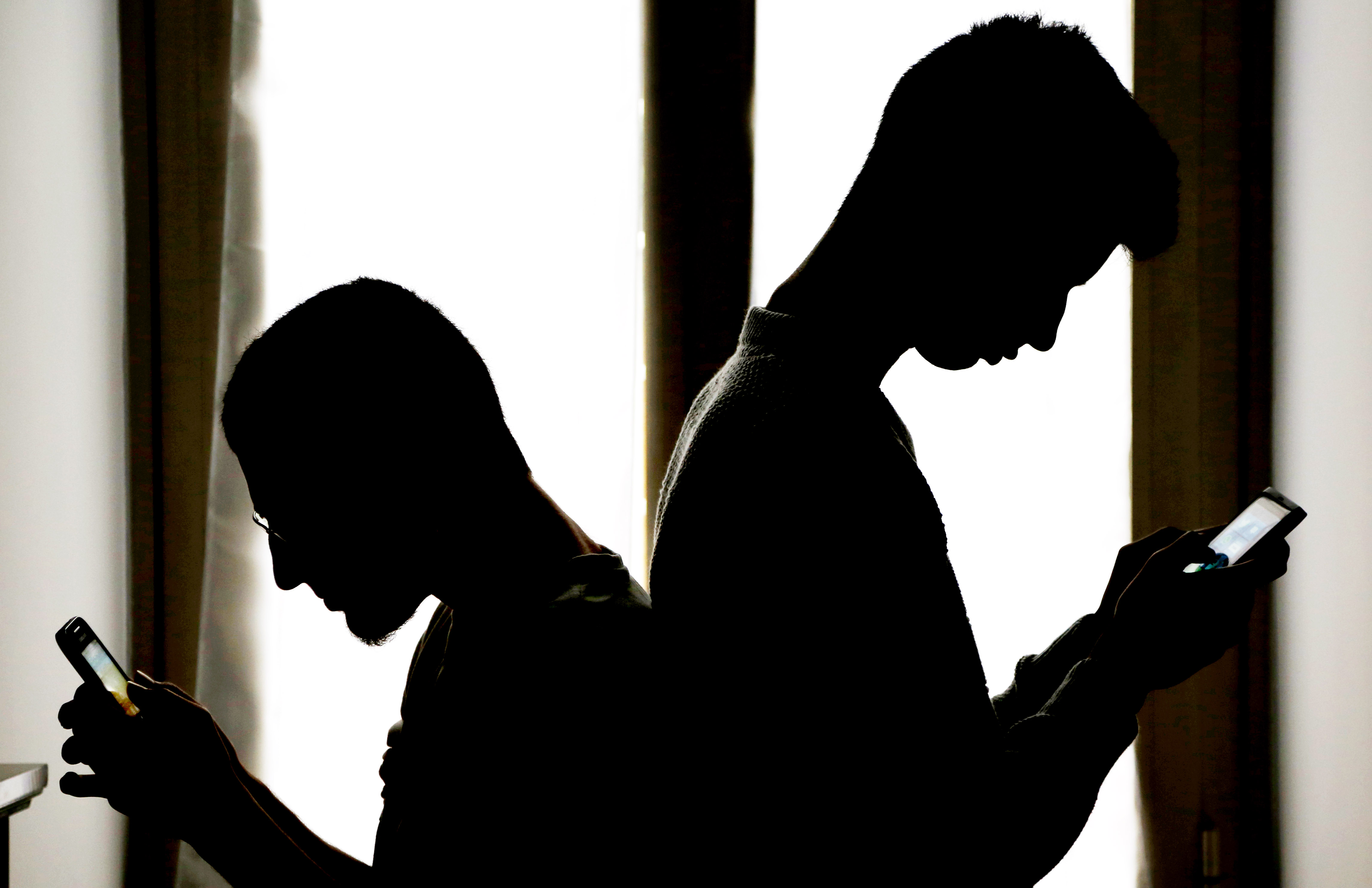 Perché lo smartphone non sia l’unica agenzia educativa