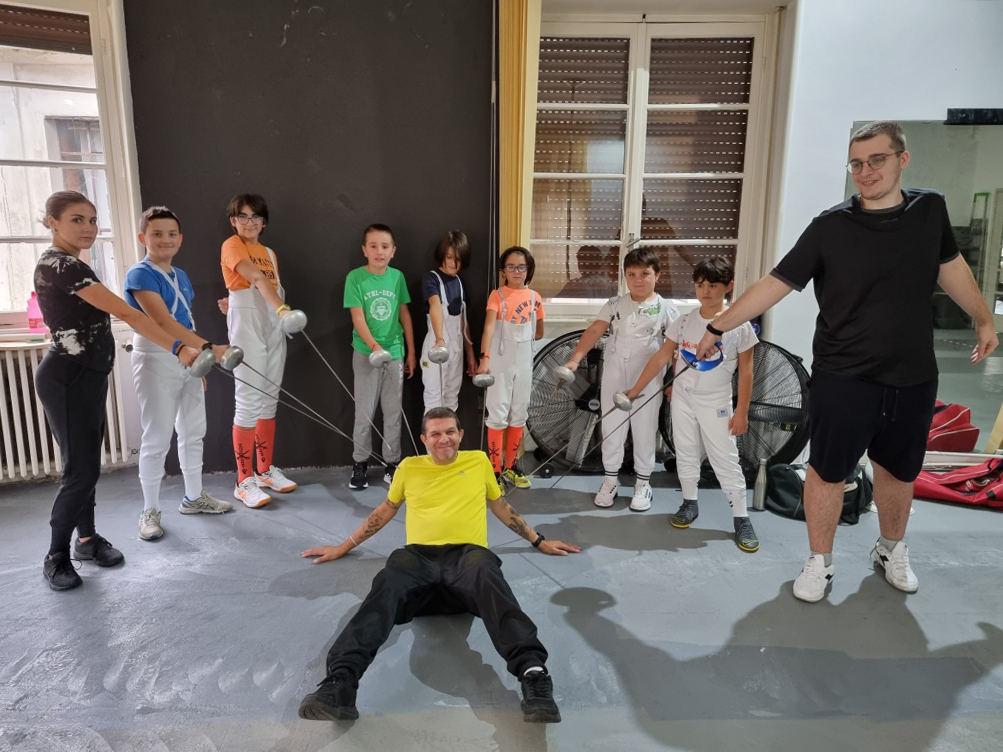 Scuola di cappa e spada per i bambini valsesiani