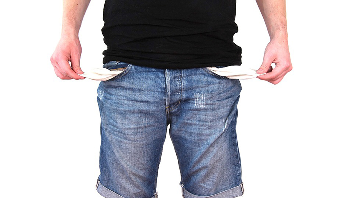 Caro vita: una famiglia media spende 300 euro in più al mese