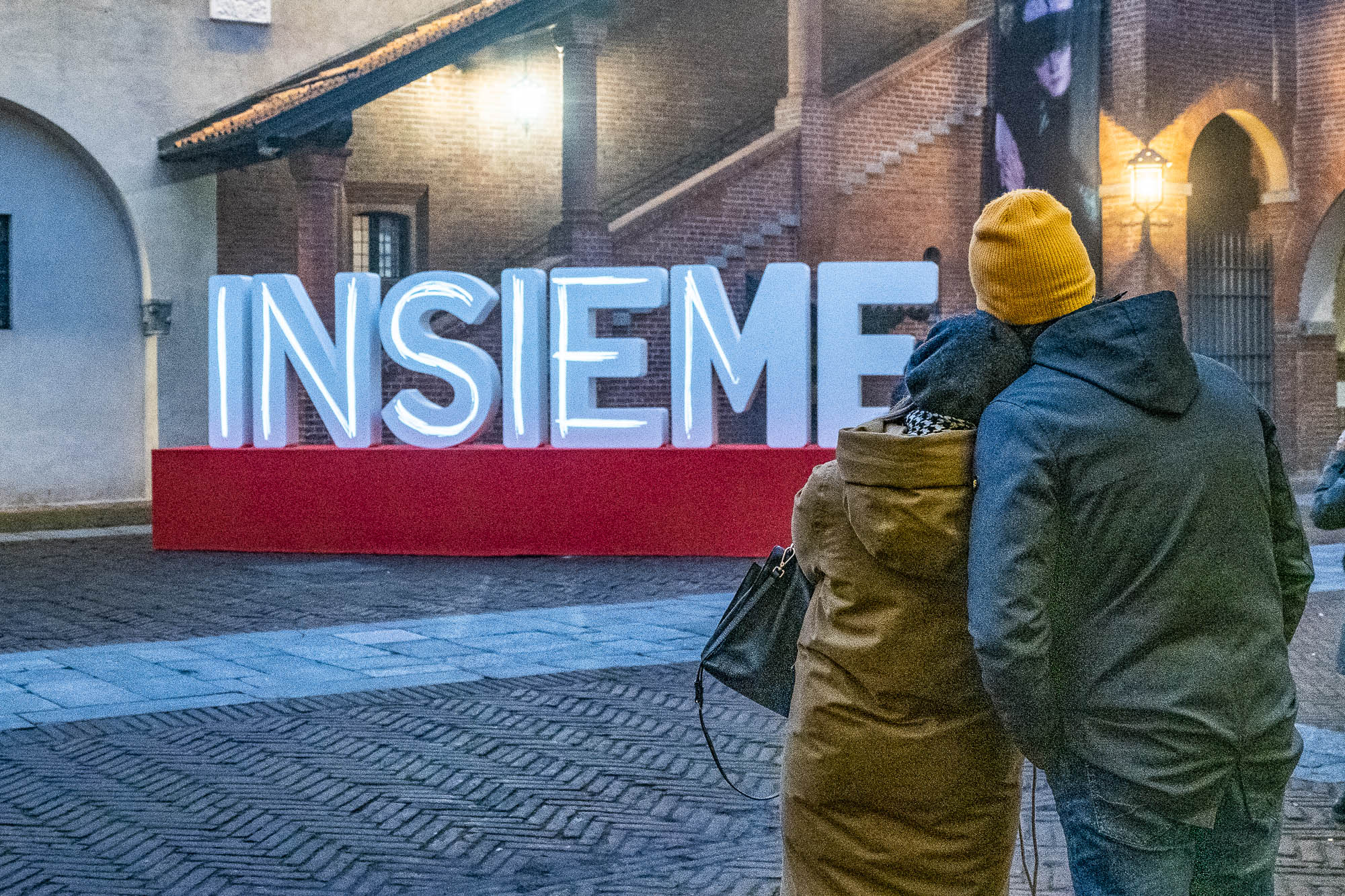 A Novara si accende il Natale