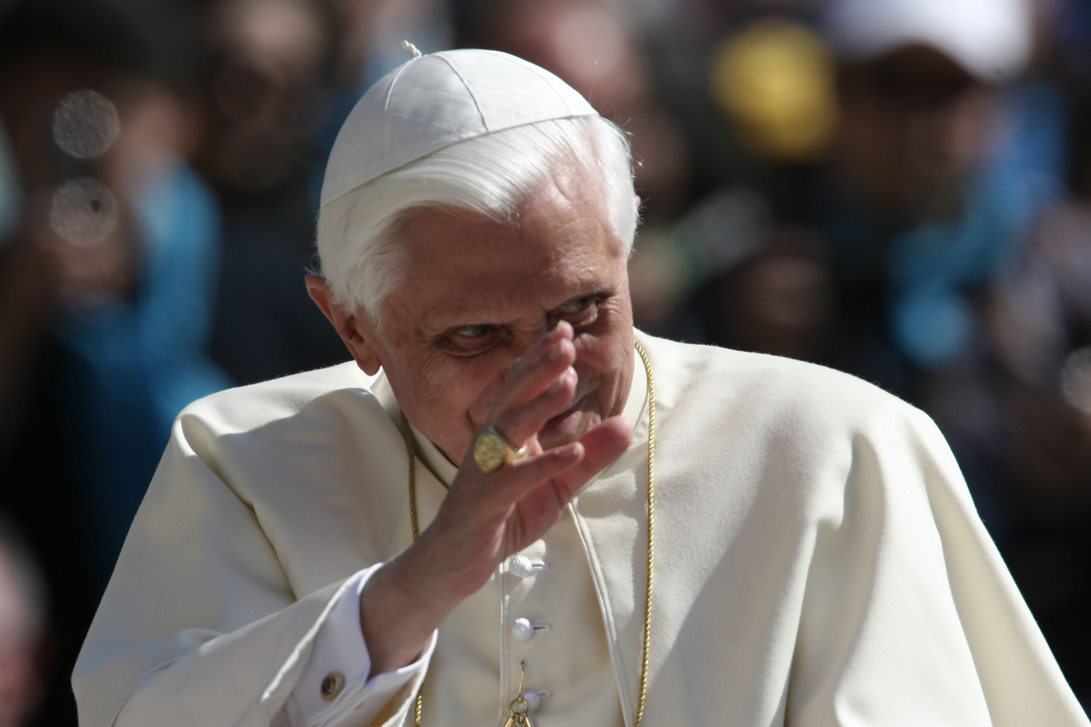 Le campane suoneranno per papa Benedetto XVI